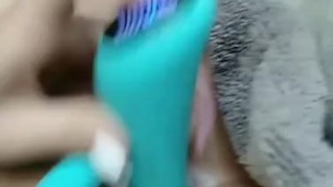 PAWG plays with herself, does titty drop, cremes all over her vibrator, & squirts