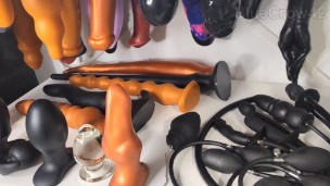 My dildo show - which one do you want to see me use?