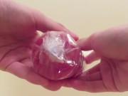 プレイ用ロウソクの開封（Open an adult toy for S&M play）