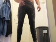 Guy pee in pants - Screenshot 10 of 16 - Fetish