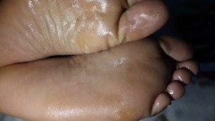 Oily soles ready to play * only fans 