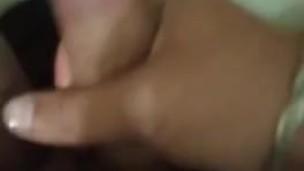 Chico bisexual se masturba 