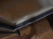 Vigilo a mi amiga caliente y luego me hace una mamada (pov) 1/16