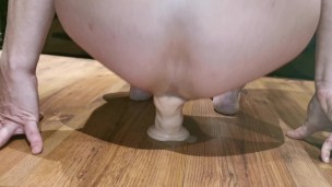 Anal Fisting dildo make me orgasm and pee | horsengine