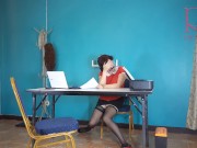 SEXRETARY Secretary shows pussy The boss shoots a naked secretary on video 15/16