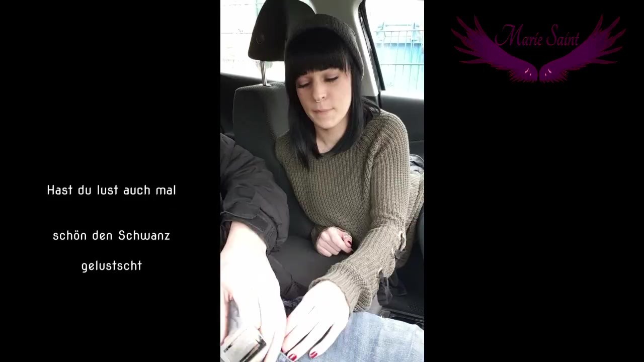Vollbusig Deutsch Mädchen Lutschen Schwanz In Auto Gets Erwischt, PUBLIC - RedTube