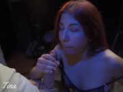 Fotógrafo logra convencerla de hacer contenido para Onlyfans durante la sesión 9/16