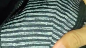 Tocándome mientras estoy solo