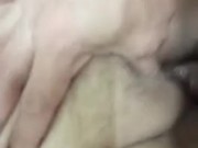 Não tem como resistir a ela gozando desse jeito!!!!  14/16