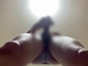 立ちオナニー下アングル - Screenshot 9 of 16 - Handjobs