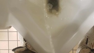 Daddy had to go lol, who wanna shake Daddy off? (Piss Session)