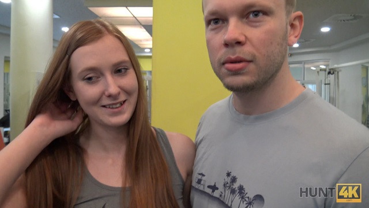 HUNT4K Nettes Mädchen anstatt zu trainieren hat Sex im Fitnessstudio mit einem reichen Jäger - 無料セックスビデオ - RedTube