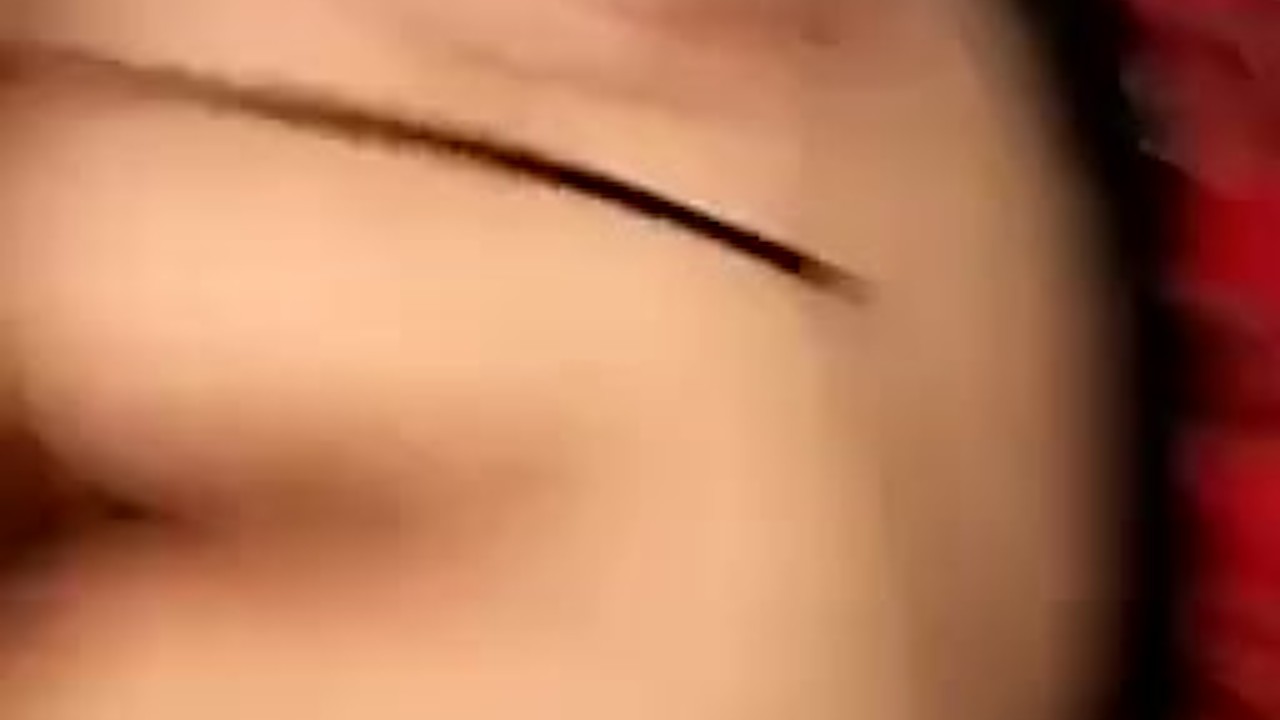 Fodeu essa buceta novinha em seu uniforme escolar  - Vídeo de sexo grátis - RedTube