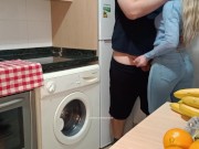 RUBIA CALIENTE PROVOCANDO A SU PADRASTRO PARA FOLLAR 2/16