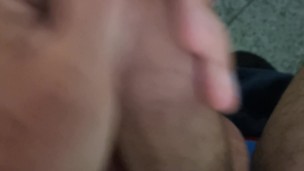 Me encanta tocar mi polla pensando en que la quieres chupar