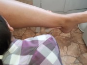 Вылизала не только пятки и пальцы ног, но и страпон, которым я её трахала - lesbian_illusion 12/16