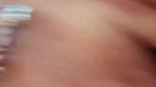 milf fingers and squirts
