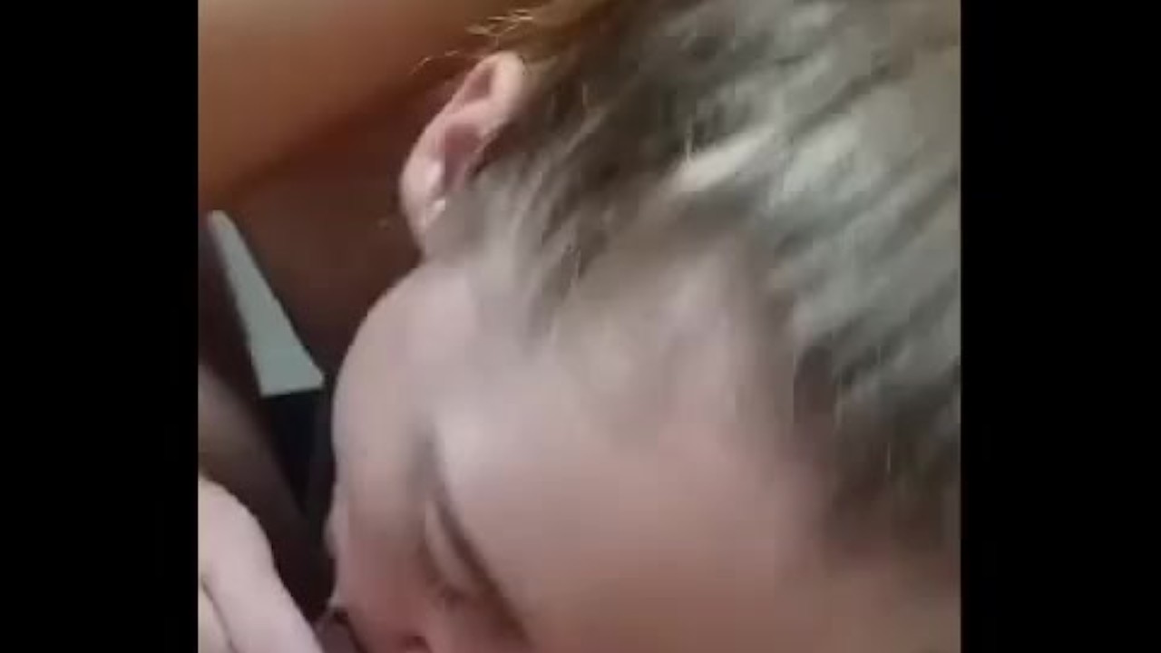 Wife's 1st facial ever ( I think she took it really good. I hope yall enjoy it an think so too) - Free Sex Video - RedTube