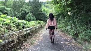 【女装】廃道でちょっとだけ露出した。2