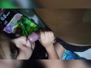 Mi amiga ninf&oacute;mana cuando no est&aacute; su padre me llama para tener sexo. 9/16