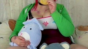 BBW gets stuffed as friends watch