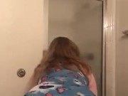 Phat ass bouncing  - Screenshot 3 of 16 - White Girl Backshots
