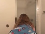 Phat ass bouncing  - Screenshot 6 of 16 - White Girl Backshots