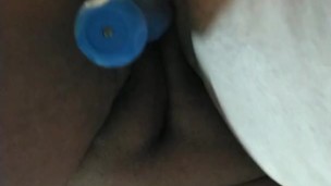Putting my buttplug in and playing with myself