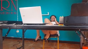 SEXRETARY No panties secretary Nude secretary  in the office