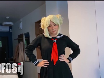 Mofos - My Cosplayer Gf Shows Her Diamond Butt Plug And I Can't Resist Fucking Her Right Away