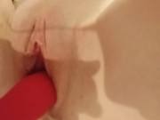 Skinny girl with perfect body masturbates her hot pussy