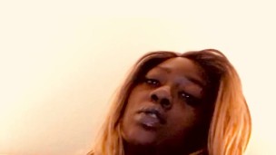 Body big titties little waist KarDbae Stallions