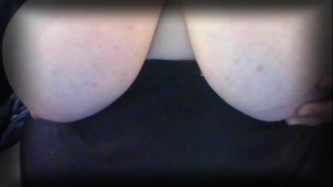 Amateur Chubby Girl Orgasms Twice From Playing with Wand and Tits