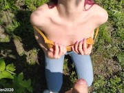 HANDJOB A HARD COCK TO A STRANGER IN THE PARK 10/16