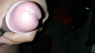 Jalandome la verga hasta acabar