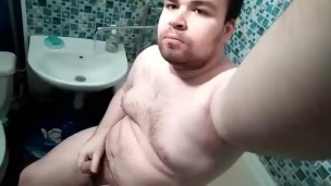 Артем сам себе дрочит ногами лижет ноги self suck autofellatio self footjob