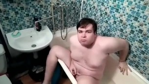 Артем сам себе дрочит ногами лижет ноги self suck autofellatio self footjob