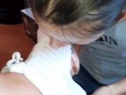 Мои кроссовки такие белые, потому что их облизывает моя девушка - lesbian_illusion 16/16