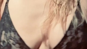 Boobs Dancing