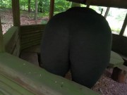 Nackte Titten und Arsch schlagen in der Picnichüttel 2/16