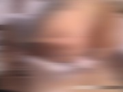 مكوة مشدودة تحت التنورة البيضاء 5/16