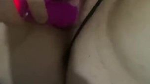 Bbw slut squirts with a vibrator 