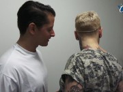 Doktor fickt Patientin in der Praxis 8/16