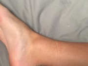 boy jerks off and bursts his thick load on his food (HOT THICK CUM)