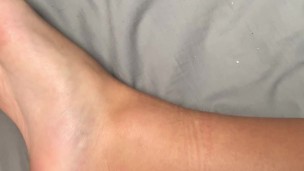 boy jerks off and bursts his thick load on his food (HOT THICK CUM)