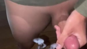 Quick cumshot. 