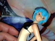日焼け黒ビキニのエヴァンゲリオン綾波レイのフィギュアにぶっかけ&キス&舐めまわし【キモオタクのオナニー】 - Screenshot 16 of 16 - HD