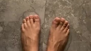 Welcome Feet