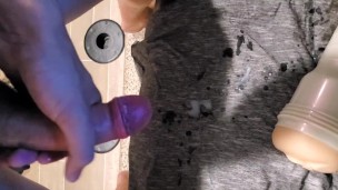2 CUM SHOTS!! 