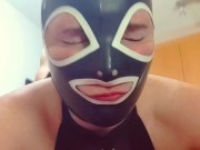 CONTRATO A UNA SUMISA, LE REVIENTO EL CULO. LE TIRO TODO EL SEMEN EN SUS TETAS Y MANCHO SU LENCERÍA. 7/16